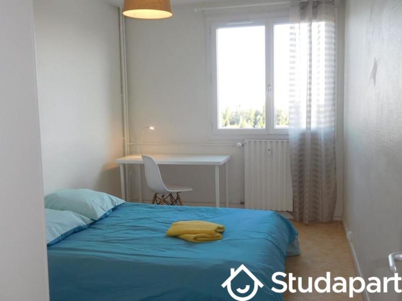 Chambre - 12 m² - 1 pièce