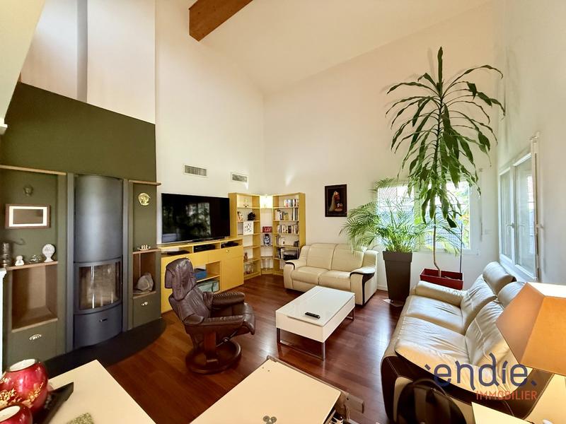 Maison - 130 m² - 4 pièces