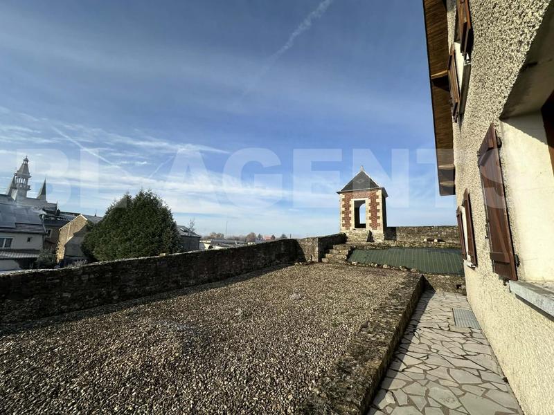 Maison - 139 m² - 5 pièces