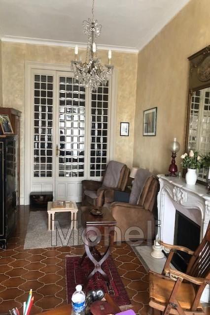 Appartement - 180 m² - 7 pièces