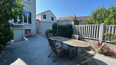 Maison - 105 m² - 5 pièces