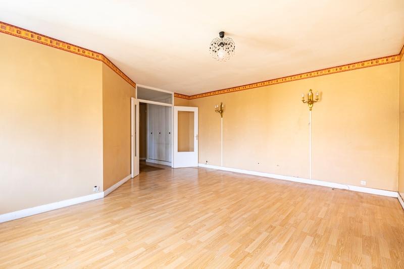 Appartement - 79 m² - 3 pièces