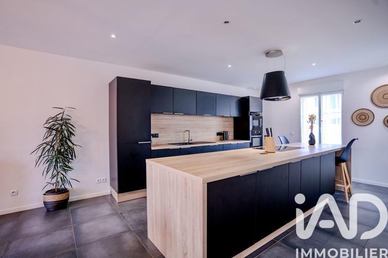 Maison - 155 m² - 6 pièces