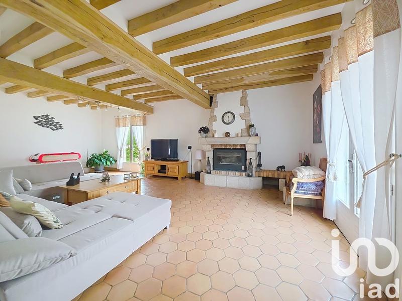 Maison - 200 m² - 8 pièces