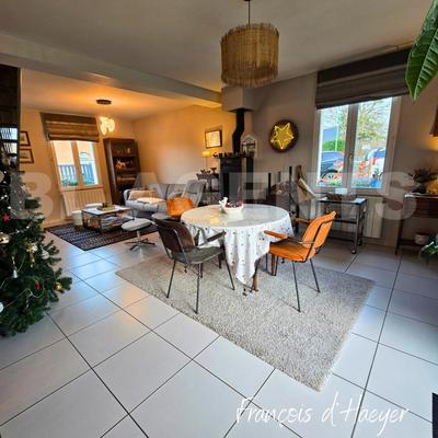 Maison contemporaine - 147 m² - 4 pièces