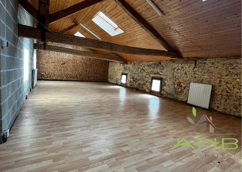 Maison - 265 m² - 7 pièces