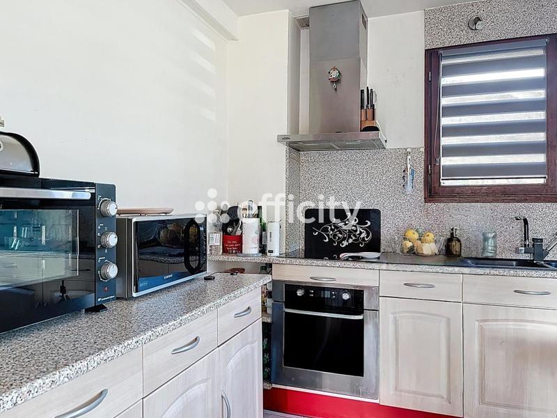 Appartement - 75 m² - 3 pièces