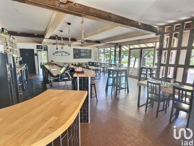 Local commercial - 127 m²