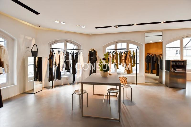 Local commercial - 195 m²