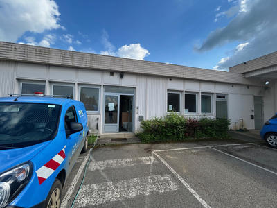 Bureau - 688 m²