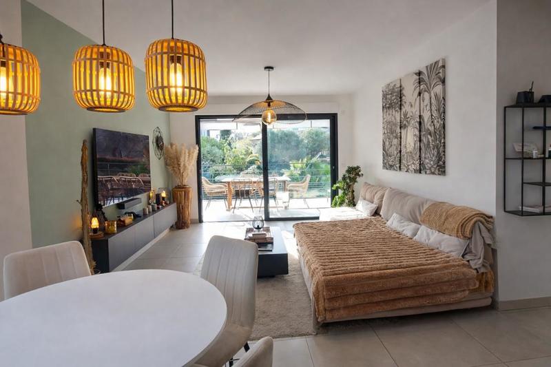 Appartement - 72 m² - 3 pièces