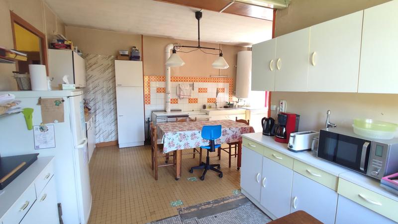 Maison ancienne - 197 m² - 8 pièces