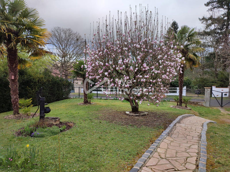 Maison - 160 m² - 7 pièces