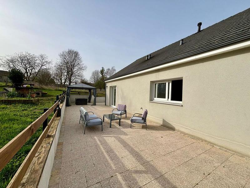 Maison - 97 m² - 5 pièces