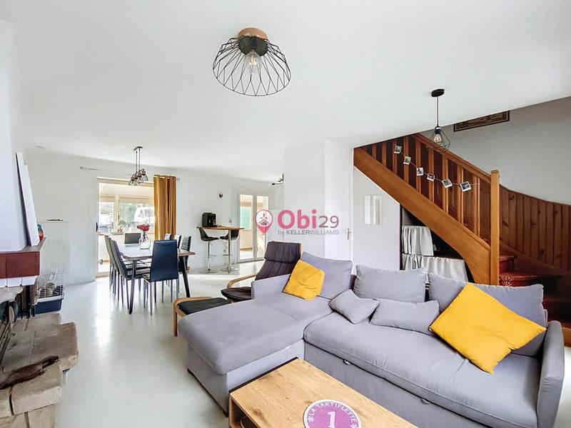 Maison - 92 m² - 5 pièces