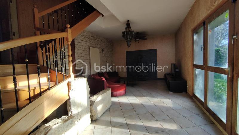 Maison ancienne - 201 m² - 7 pièces