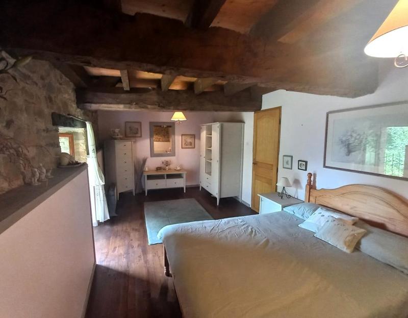 Maison en pierre - 200 m² - 10 pièces