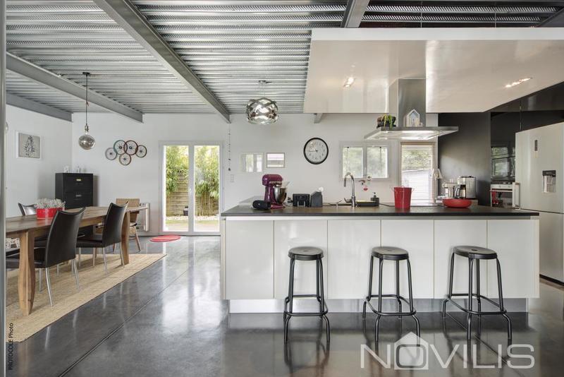 Maison - 210 m² - 5 pièces