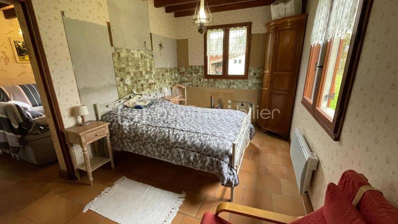 Propriété - 114 m² - 6 pièces