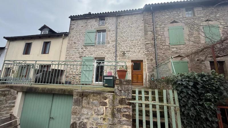 Maison - 95 m² - 3 pièces