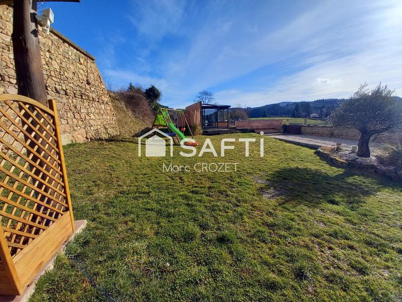 Maison - 214 m² - 8 pièces