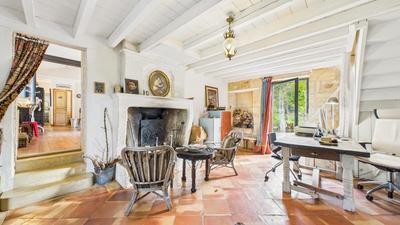 Propriété - 265 m² - 10 pièces