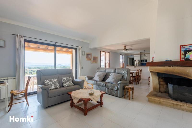 Maison - 148 m² - 5 pièces