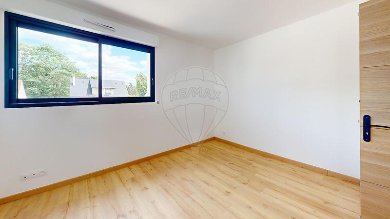 Maison - 182 m² - 7 pièces