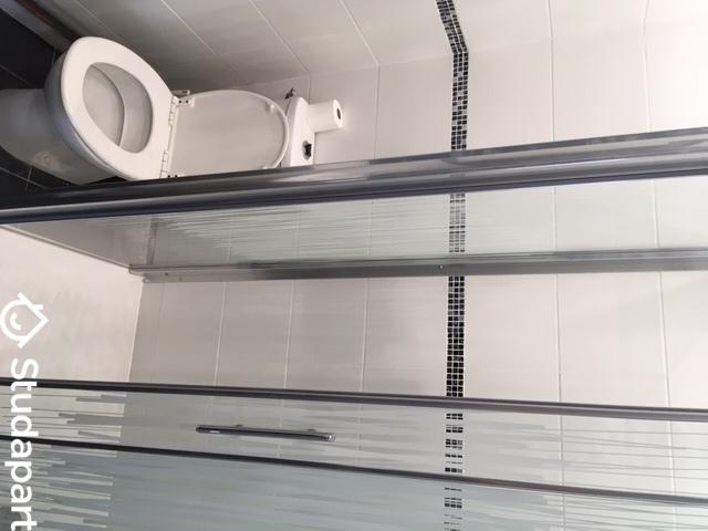 Chambre - 9 m² - 1 pièce