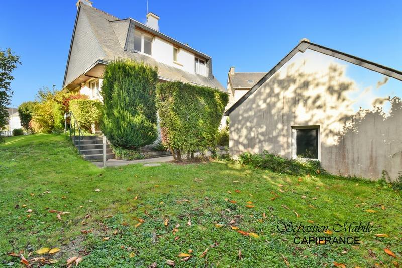 Maison - 102 m² - 5 pièces