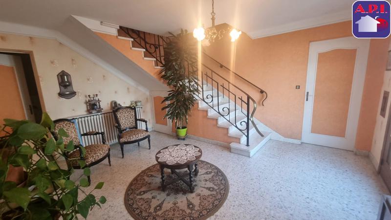 Maison - 174 m² - 7 pièces