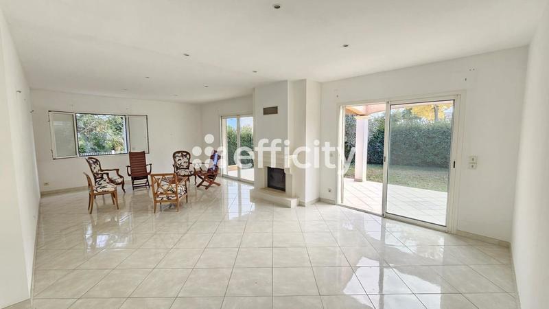 Pavillon - 177 m² - 6 pièces