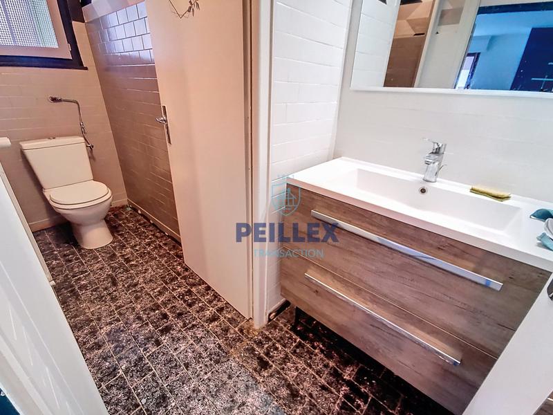 Maison - 176 m² - 7 pièces