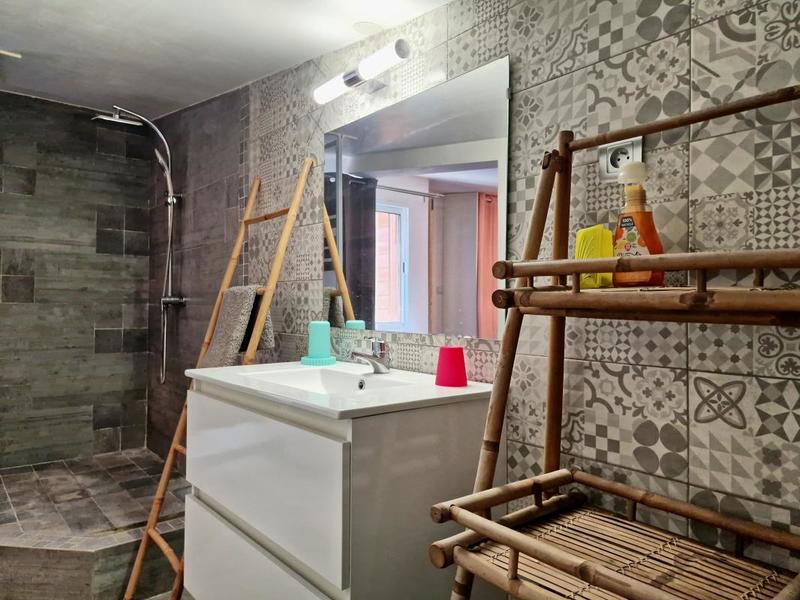 Villa - 371 m² - 6 pièces