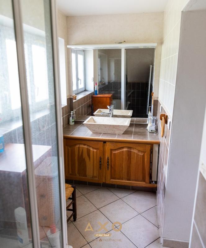 Propriété - 160 m² - 6 pièces