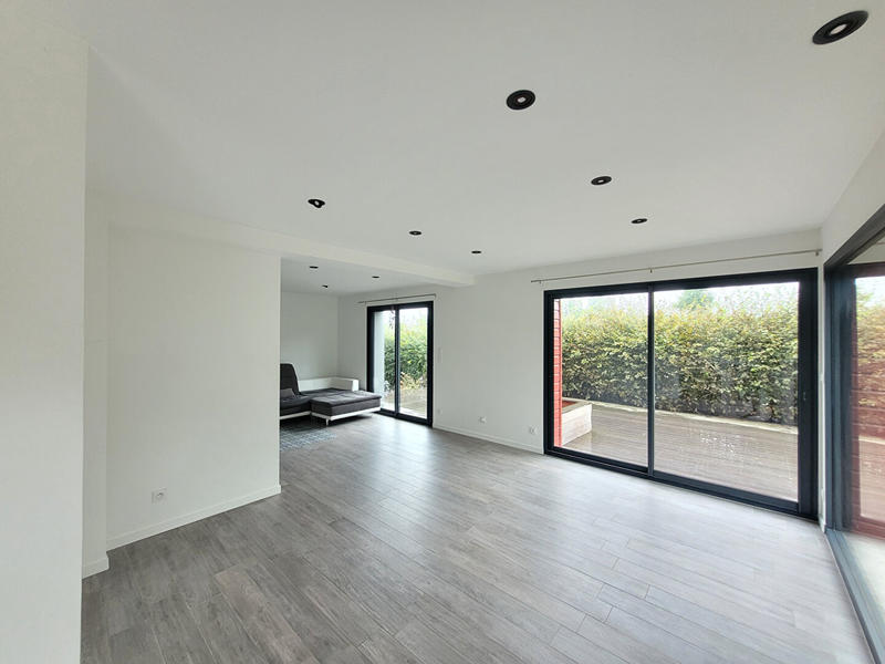 Maison - 159 m² - 7 pièces