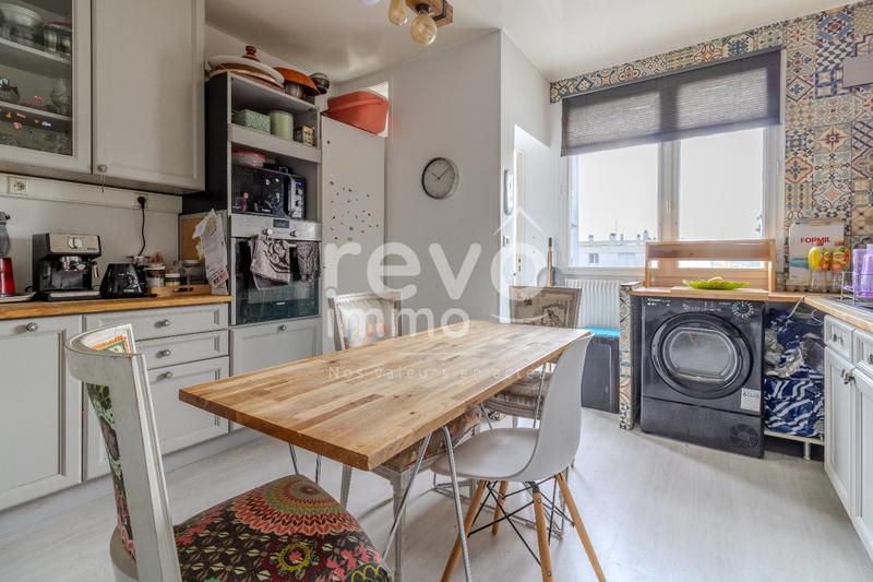 Appartement - 92 m² - 5 pièces