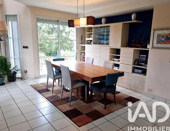 Maison de maîtres - 210 m² - 7 pièces