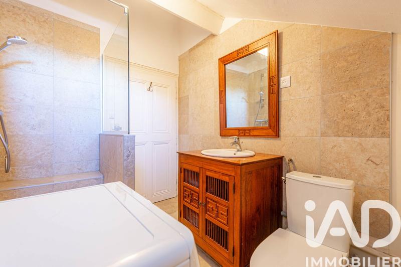 Appartement - 90 m² - 4 pièces