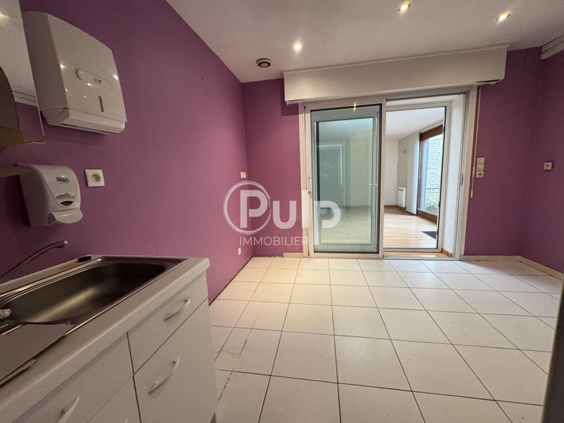 Maison - 127 m² - 9 pièces