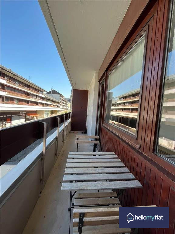 Appartement - 80 m² - 5 pièces