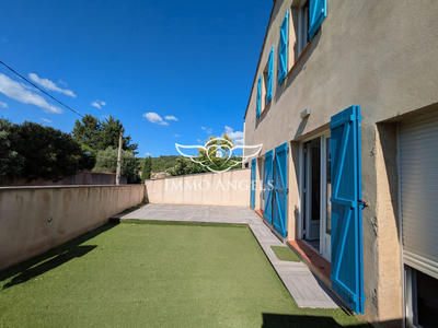 Maison - 70 m² - 4 pièces