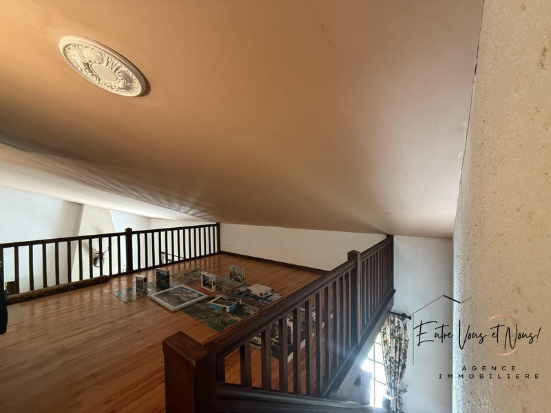 Maison ancienne - 257 m² - 9 pièces