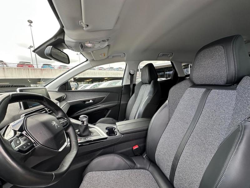 Peugeot 3008 II 1.2 Puretech 130 Allure