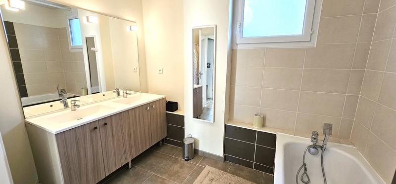 Villa - 85 m² - 4 pièces