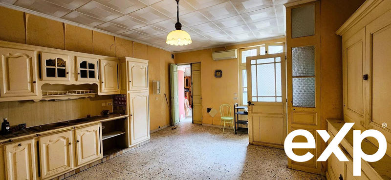 Maison - 255 m² - 9 pièces
