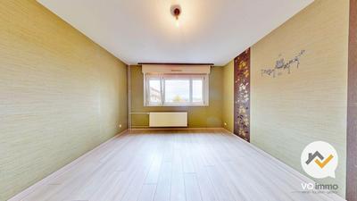 Appartement - 97 m² - 5 pièces