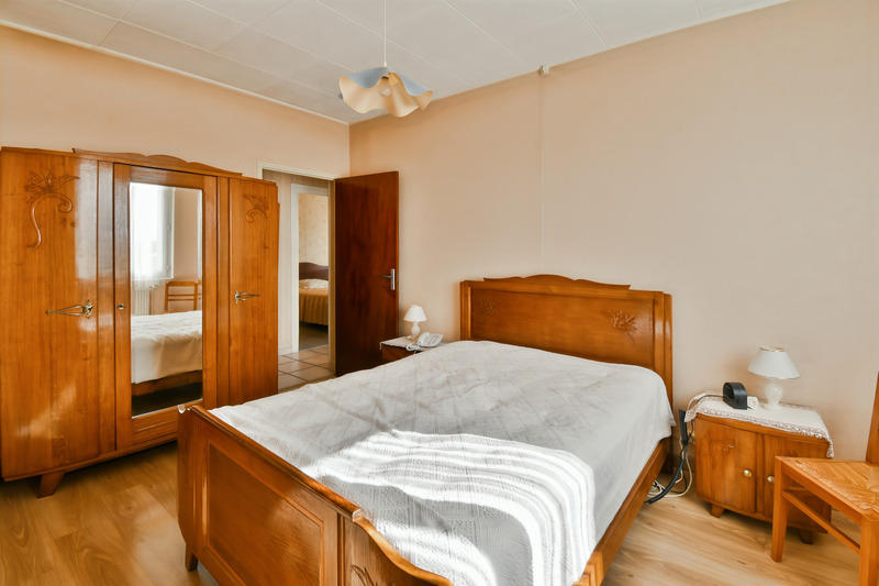 Maison - 96 m² - 4 pièces