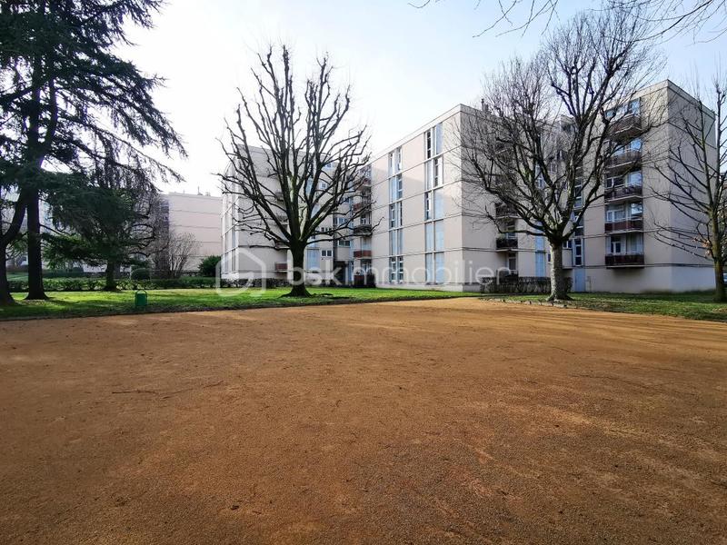 Appartement - 65 m² - 4 pièces