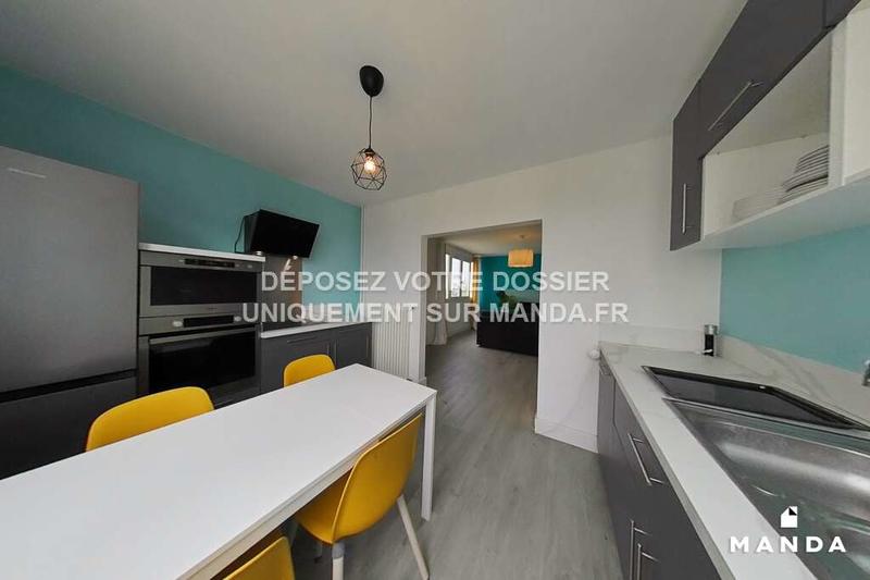 Chambre - 10 m² - 4 pièces